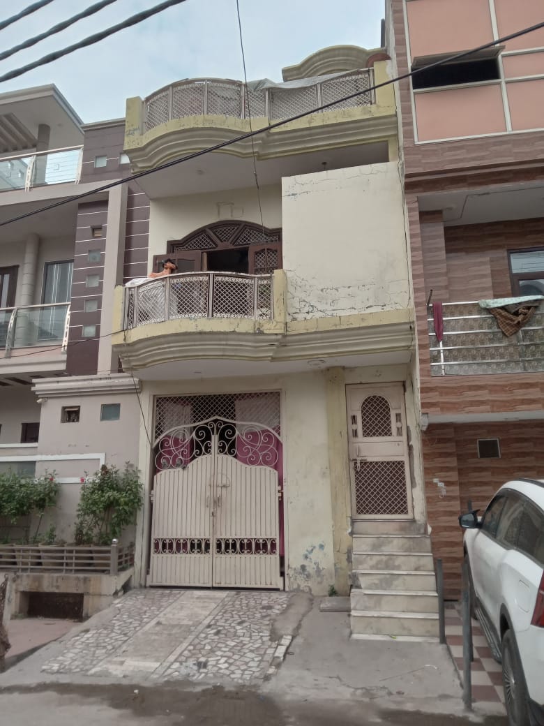 Individual House for Sale in Residential Property, Nagar Nigam No 180 C B Quarter No 4 B, Type C, Jali Kothi, Patel Nagar, Meerut, Meerut