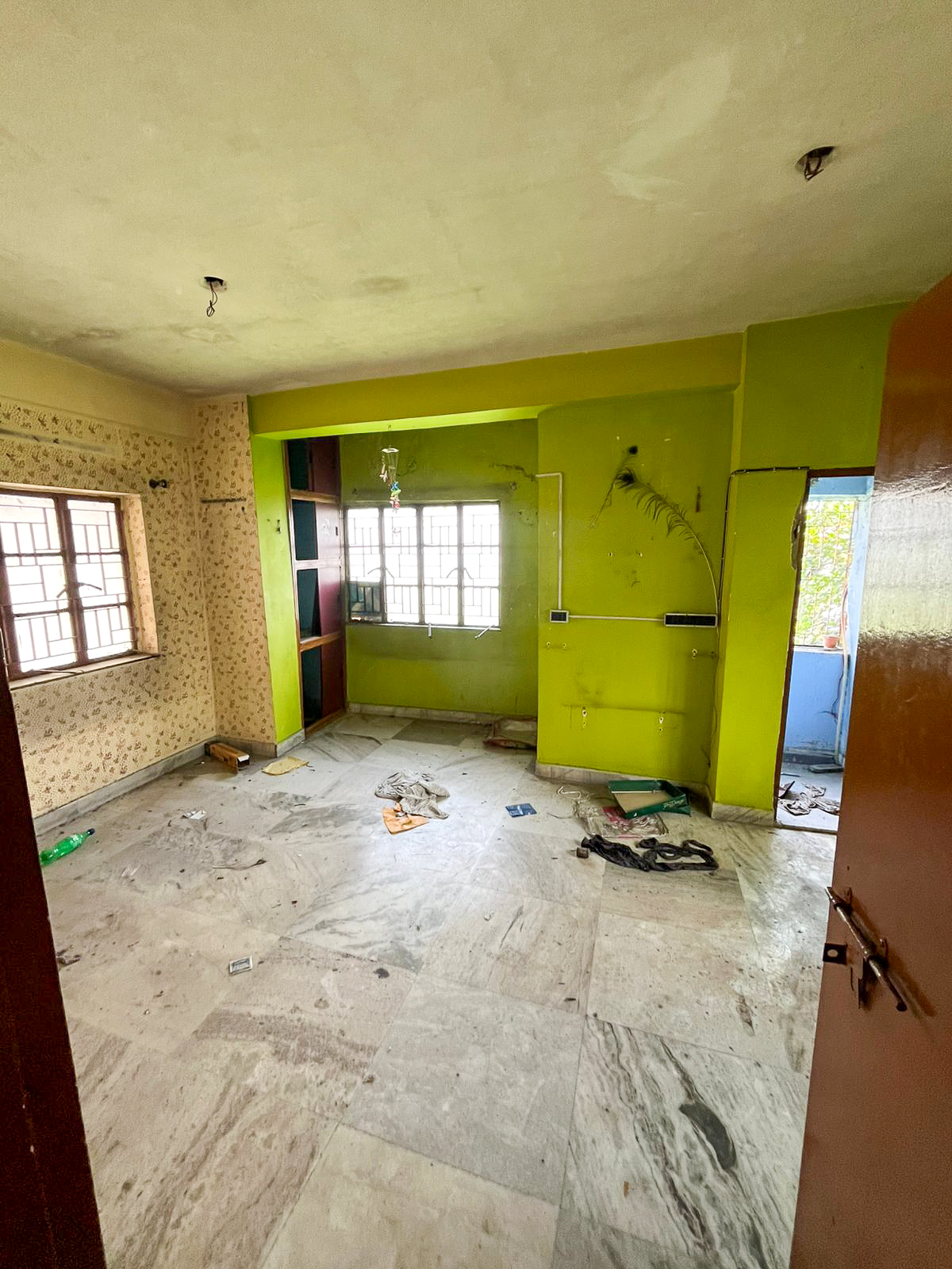 Flat for Sale in BELIAGHATA, Kolkata